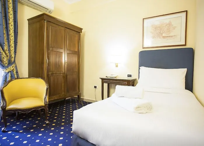 Hotel Napoleon 4*