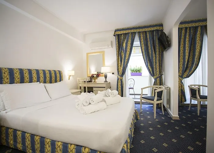 Hotel Napoleon 4*