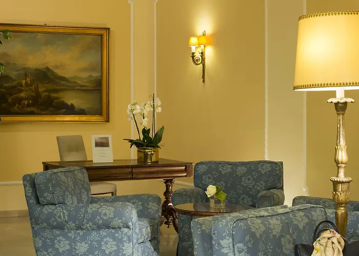 Hotel Napoleon 4*