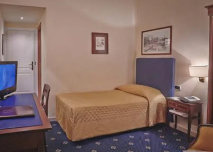Napoleon 4* Ρώμη